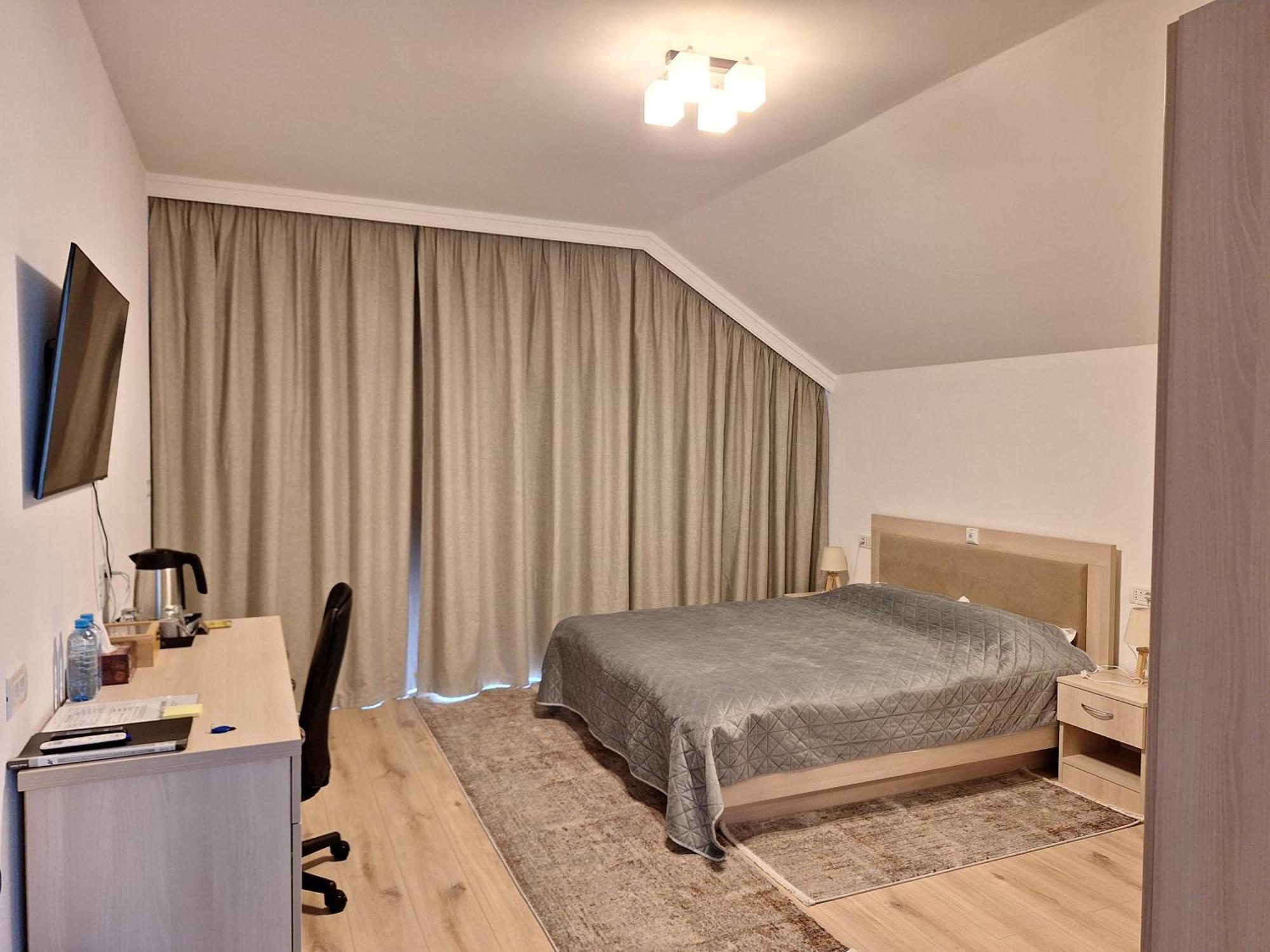Bed and Breakfast Trend Арад Екстер'єр фото
